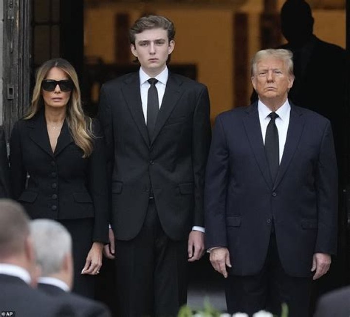 Barron Trump&rsquo;s private school will begin with virtual classes only